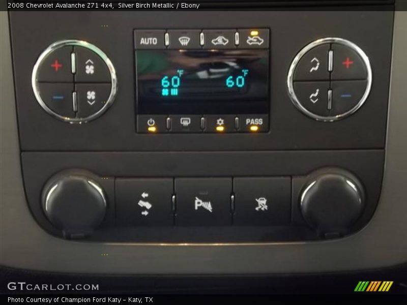 Silver Birch Metallic / Ebony 2008 Chevrolet Avalanche Z71 4x4