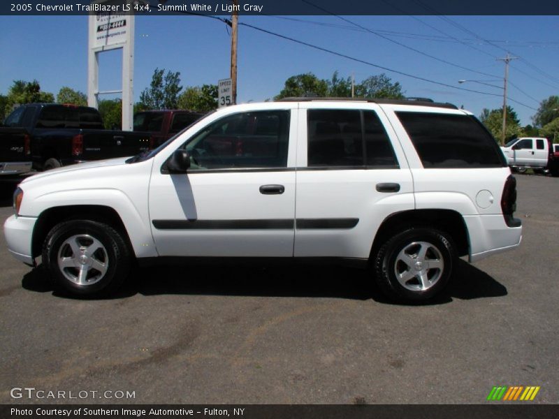 Summit White / Light Gray 2005 Chevrolet TrailBlazer LS 4x4