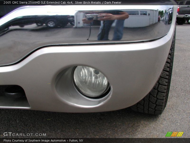 Silver Birch Metallic / Dark Pewter 2005 GMC Sierra 2500HD SLE Extended Cab 4x4
