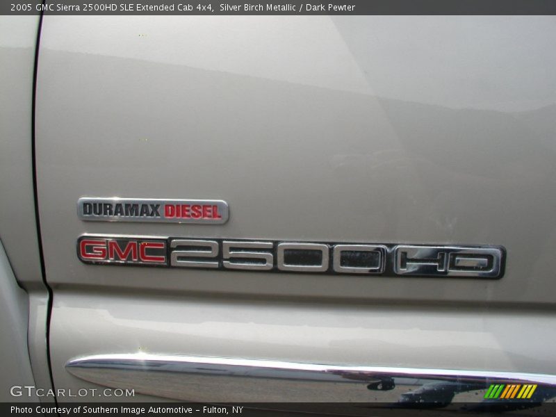 Silver Birch Metallic / Dark Pewter 2005 GMC Sierra 2500HD SLE Extended Cab 4x4