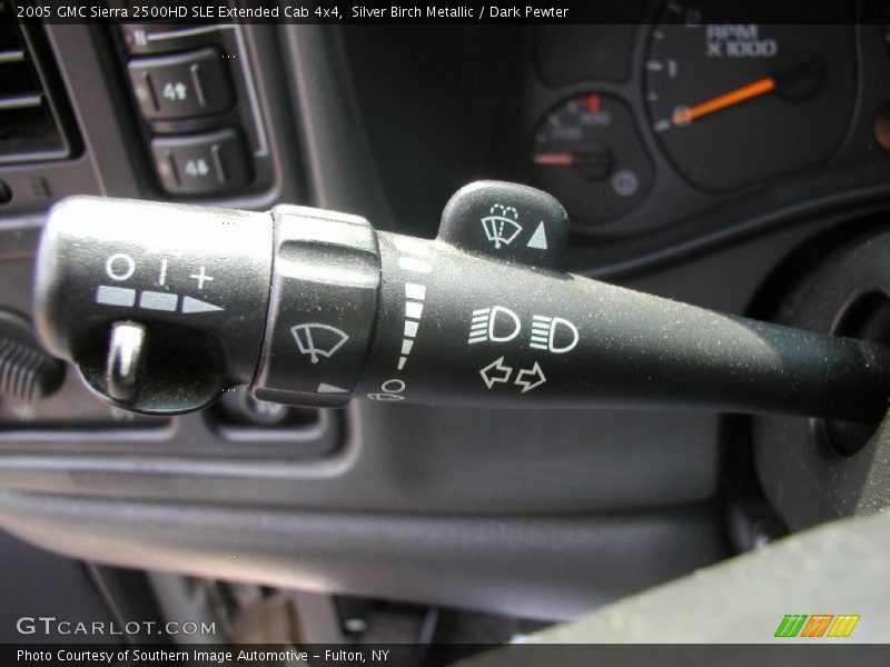 Silver Birch Metallic / Dark Pewter 2005 GMC Sierra 2500HD SLE Extended Cab 4x4