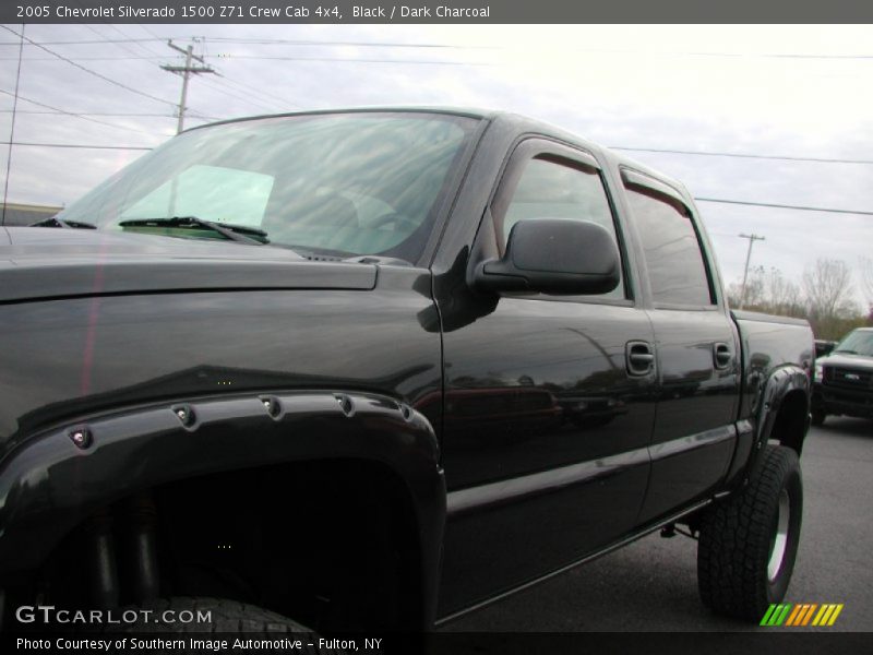 Black / Dark Charcoal 2005 Chevrolet Silverado 1500 Z71 Crew Cab 4x4