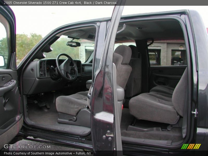 Black / Dark Charcoal 2005 Chevrolet Silverado 1500 Z71 Crew Cab 4x4