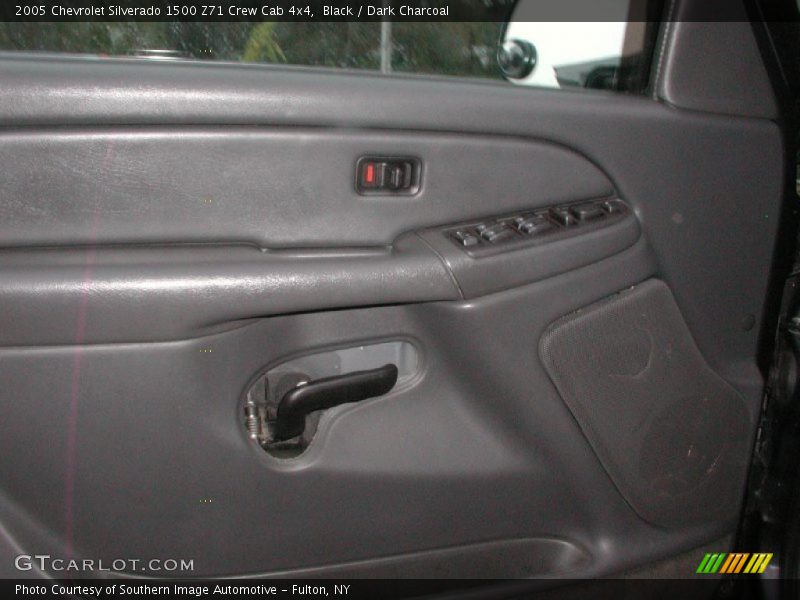 Black / Dark Charcoal 2005 Chevrolet Silverado 1500 Z71 Crew Cab 4x4
