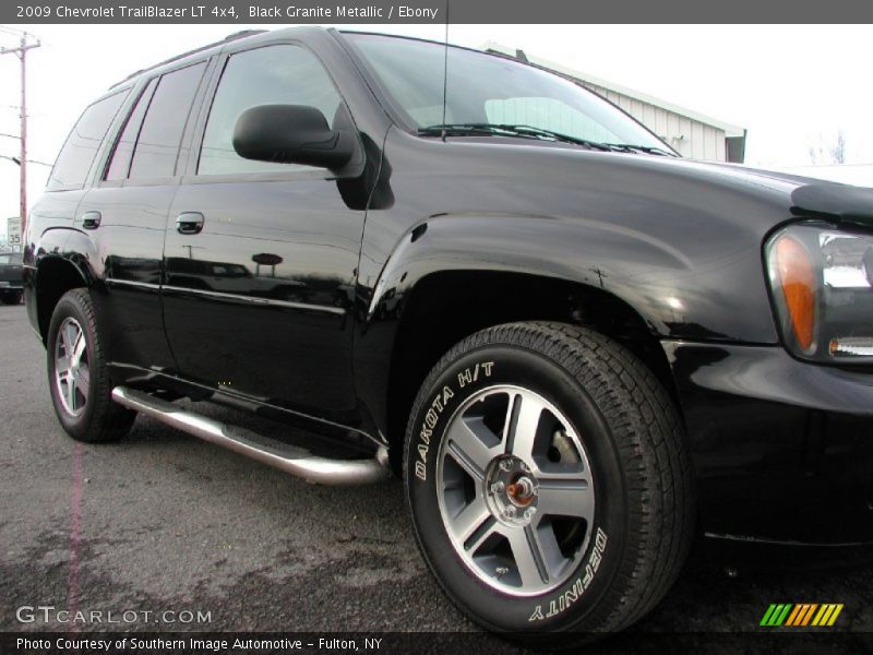 Black Granite Metallic / Ebony 2009 Chevrolet TrailBlazer LT 4x4