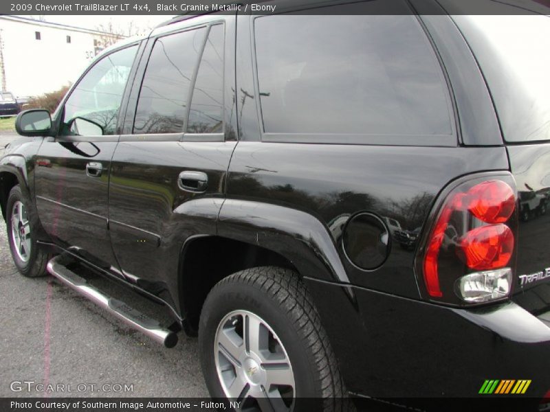 Black Granite Metallic / Ebony 2009 Chevrolet TrailBlazer LT 4x4
