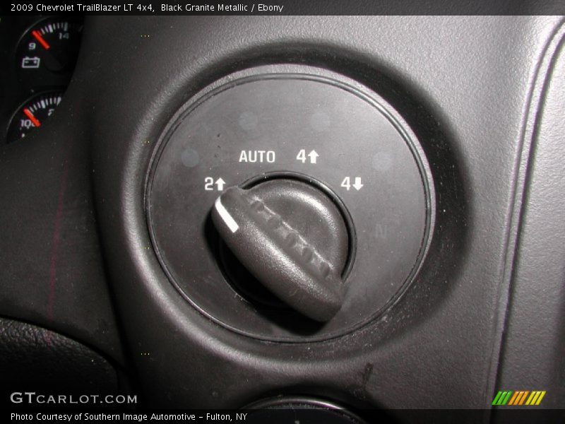 Black Granite Metallic / Ebony 2009 Chevrolet TrailBlazer LT 4x4