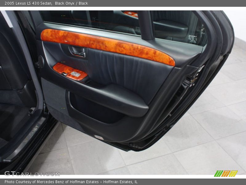 Black Onyx / Black 2005 Lexus LS 430 Sedan