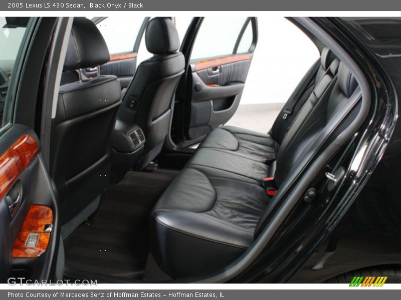 Black Onyx / Black 2005 Lexus LS 430 Sedan