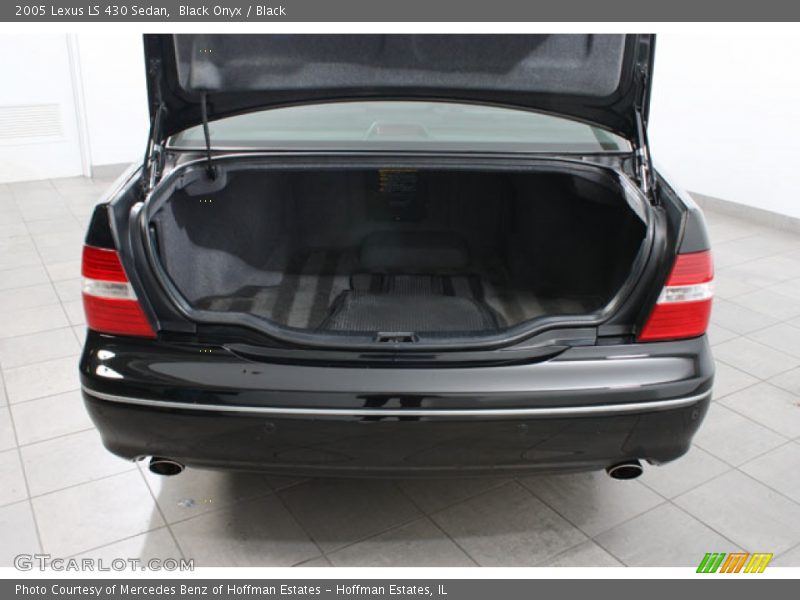 Black Onyx / Black 2005 Lexus LS 430 Sedan