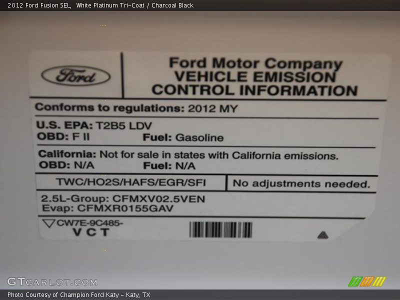 White Platinum Tri-Coat / Charcoal Black 2012 Ford Fusion SEL