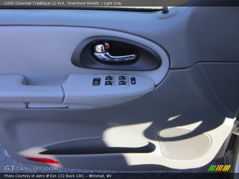Silverstone Metallic / Light Gray 2006 Chevrolet TrailBlazer LS 4x4