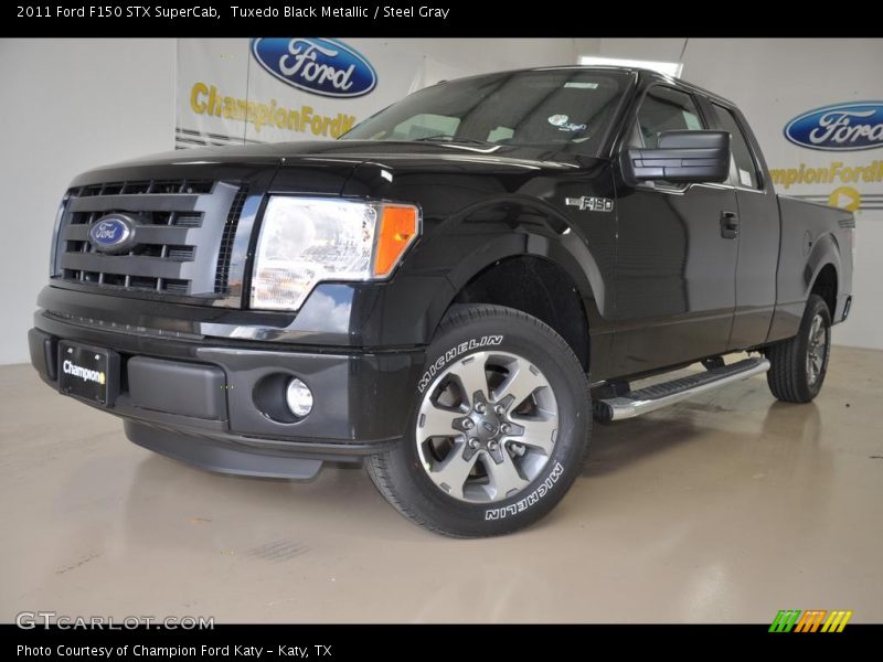 Tuxedo Black Metallic / Steel Gray 2011 Ford F150 STX SuperCab