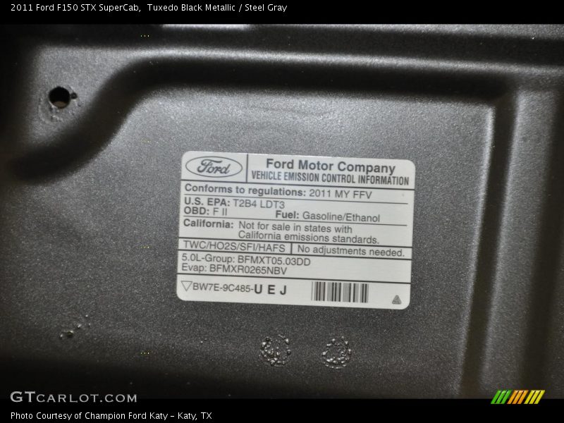 Tuxedo Black Metallic / Steel Gray 2011 Ford F150 STX SuperCab