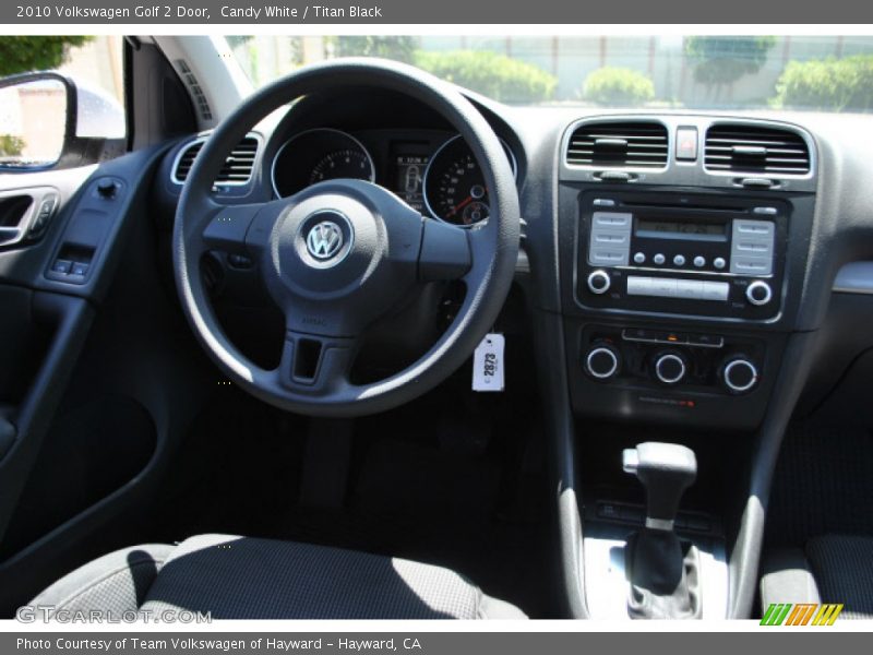 Candy White / Titan Black 2010 Volkswagen Golf 2 Door