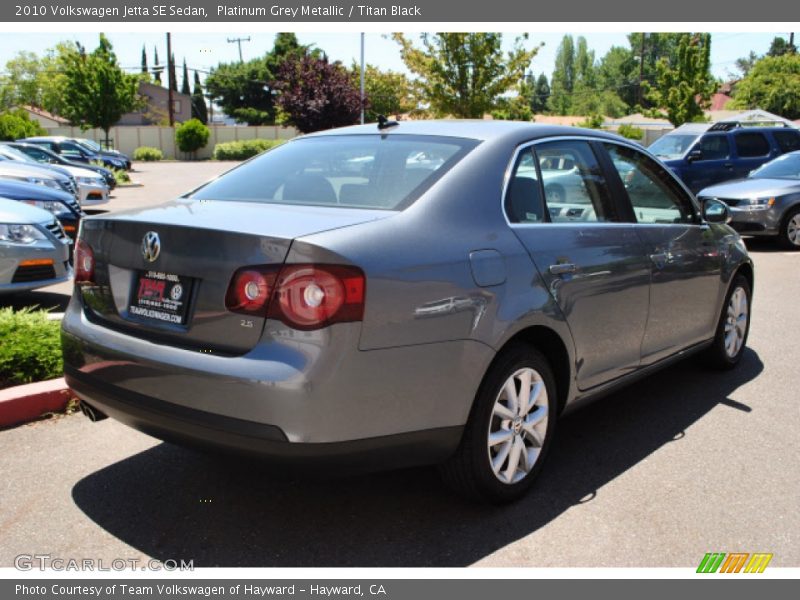 Platinum Grey Metallic / Titan Black 2010 Volkswagen Jetta SE Sedan