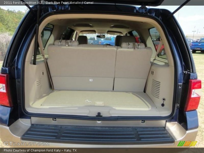 Dark Blue Pearl Metallic / Camel 2011 Ford Expedition XLT