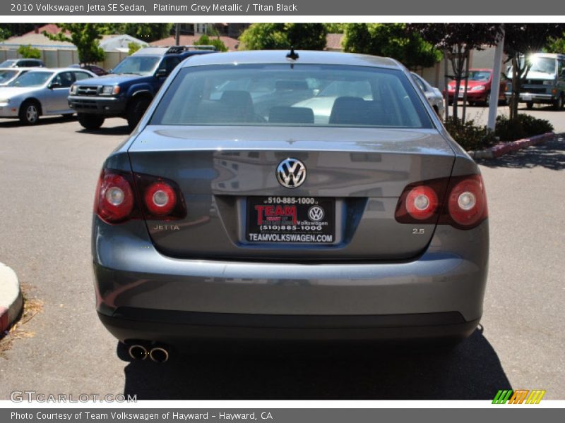 Platinum Grey Metallic / Titan Black 2010 Volkswagen Jetta SE Sedan