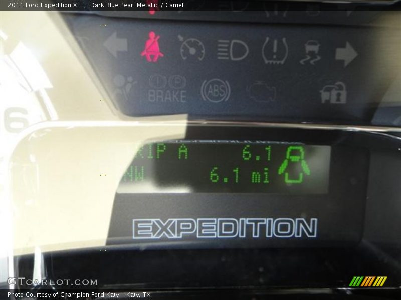 Dark Blue Pearl Metallic / Camel 2011 Ford Expedition XLT