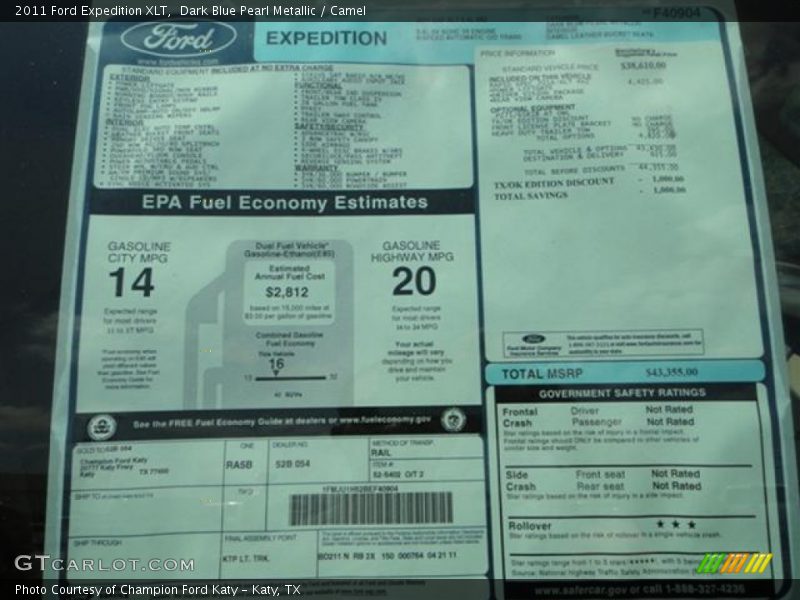 Dark Blue Pearl Metallic / Camel 2011 Ford Expedition XLT