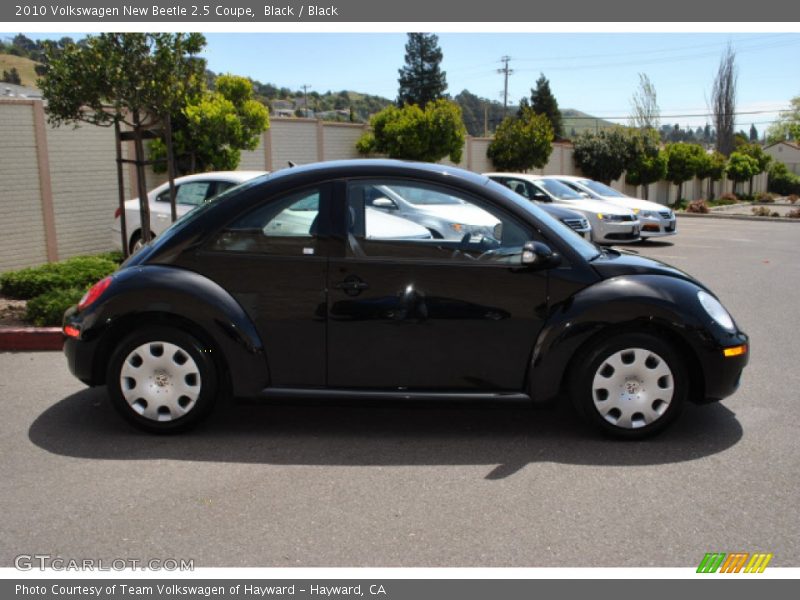 Black / Black 2010 Volkswagen New Beetle 2.5 Coupe