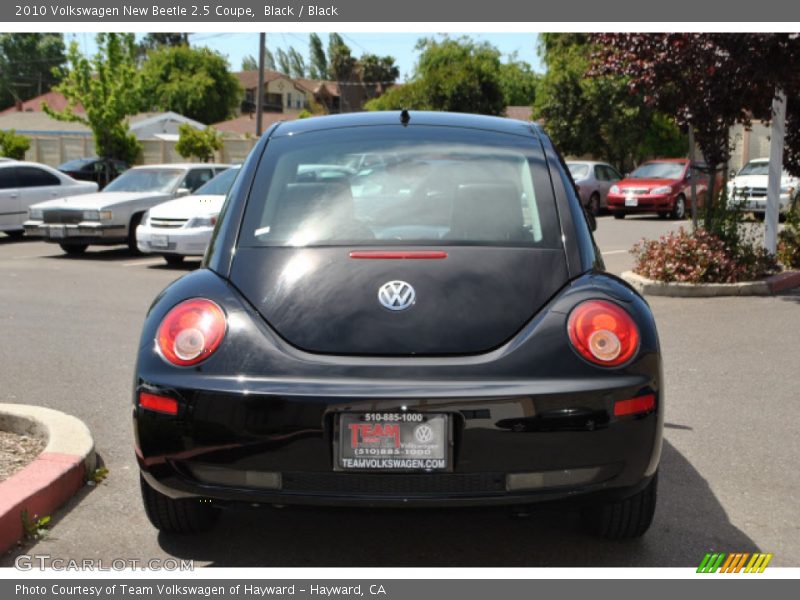 Black / Black 2010 Volkswagen New Beetle 2.5 Coupe
