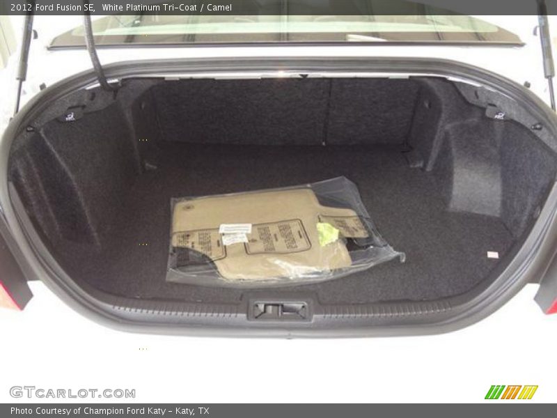 White Platinum Tri-Coat / Camel 2012 Ford Fusion SE