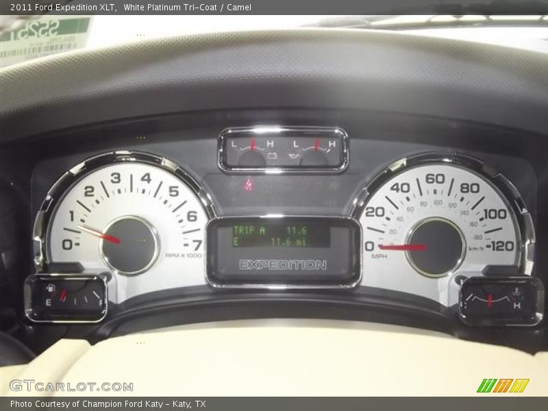 White Platinum Tri-Coat / Camel 2011 Ford Expedition XLT