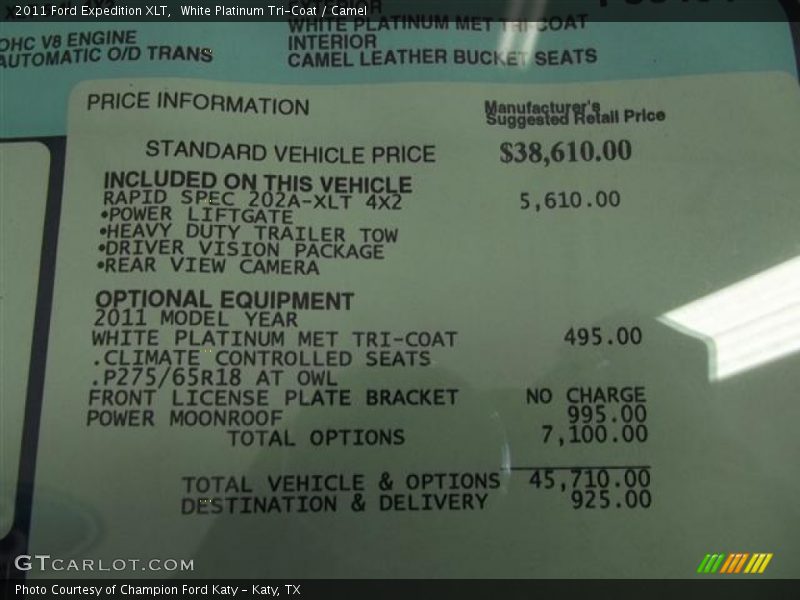 White Platinum Tri-Coat / Camel 2011 Ford Expedition XLT