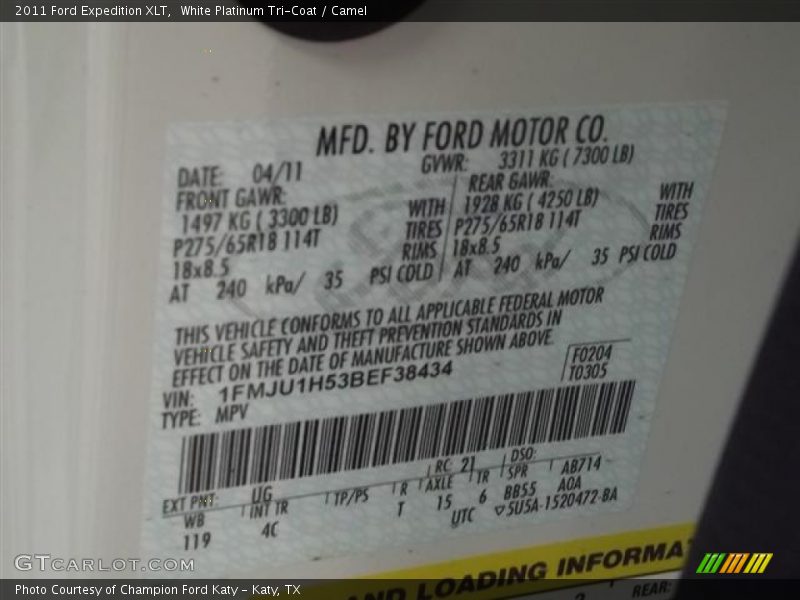 White Platinum Tri-Coat / Camel 2011 Ford Expedition XLT