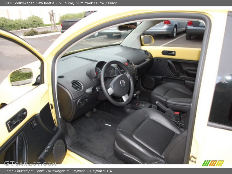 2010 New Beetle 2.5 Coupe Black Interior