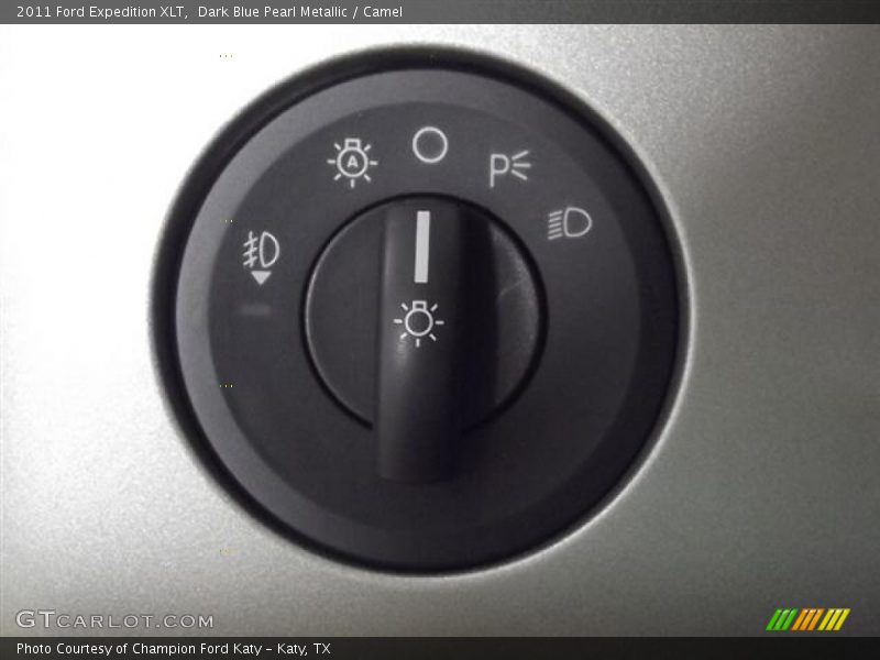 Dark Blue Pearl Metallic / Camel 2011 Ford Expedition XLT