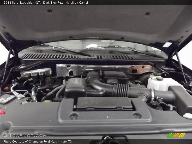 Dark Blue Pearl Metallic / Camel 2011 Ford Expedition XLT