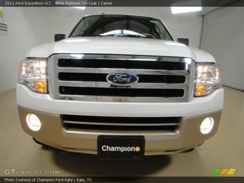 White Platinum Tri-Coat / Camel 2011 Ford Expedition XLT