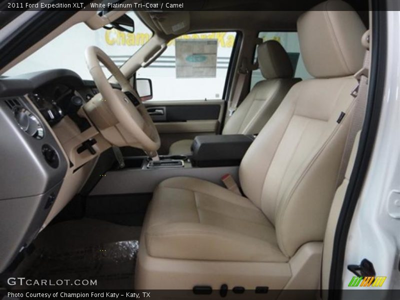 White Platinum Tri-Coat / Camel 2011 Ford Expedition XLT