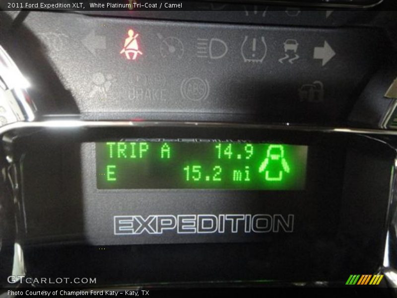 White Platinum Tri-Coat / Camel 2011 Ford Expedition XLT