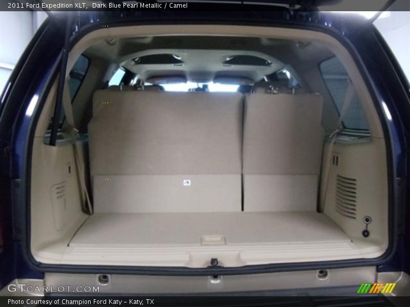 Dark Blue Pearl Metallic / Camel 2011 Ford Expedition XLT