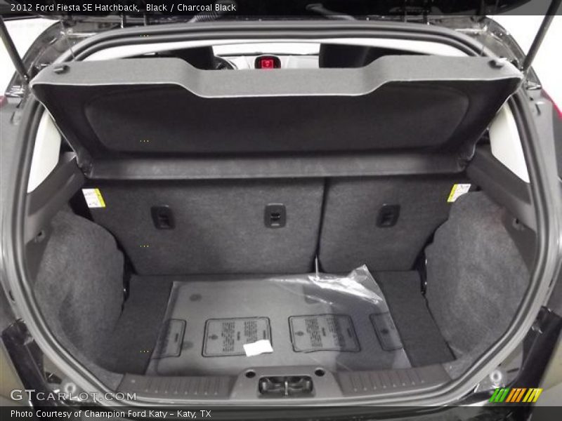  2012 Fiesta SE Hatchback Trunk