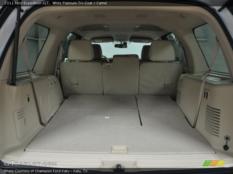 White Platinum Tri-Coat / Camel 2011 Ford Expedition XLT