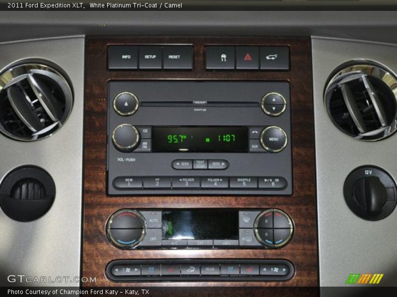 White Platinum Tri-Coat / Camel 2011 Ford Expedition XLT