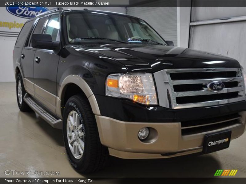 Tuxedo Black Metallic / Camel 2011 Ford Expedition XLT