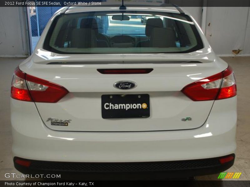 Oxford White / Stone 2012 Ford Focus SE SFE Sedan