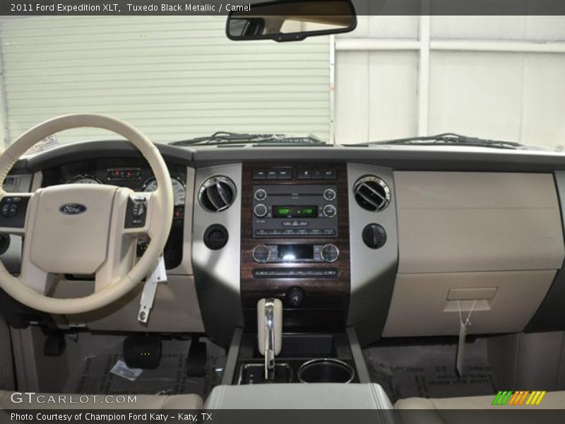 Tuxedo Black Metallic / Camel 2011 Ford Expedition XLT