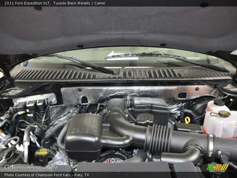 Tuxedo Black Metallic / Camel 2011 Ford Expedition XLT