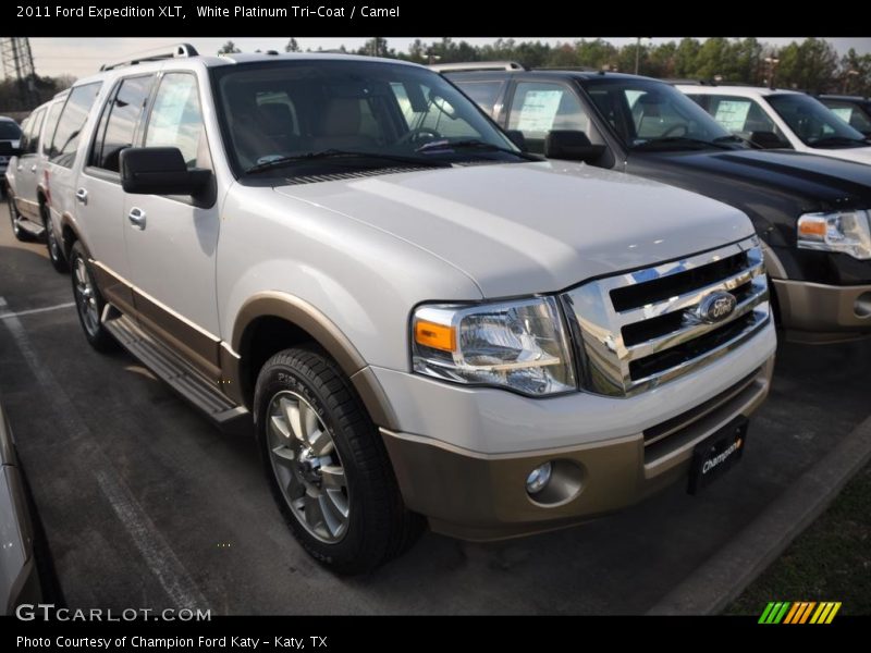 White Platinum Tri-Coat / Camel 2011 Ford Expedition XLT