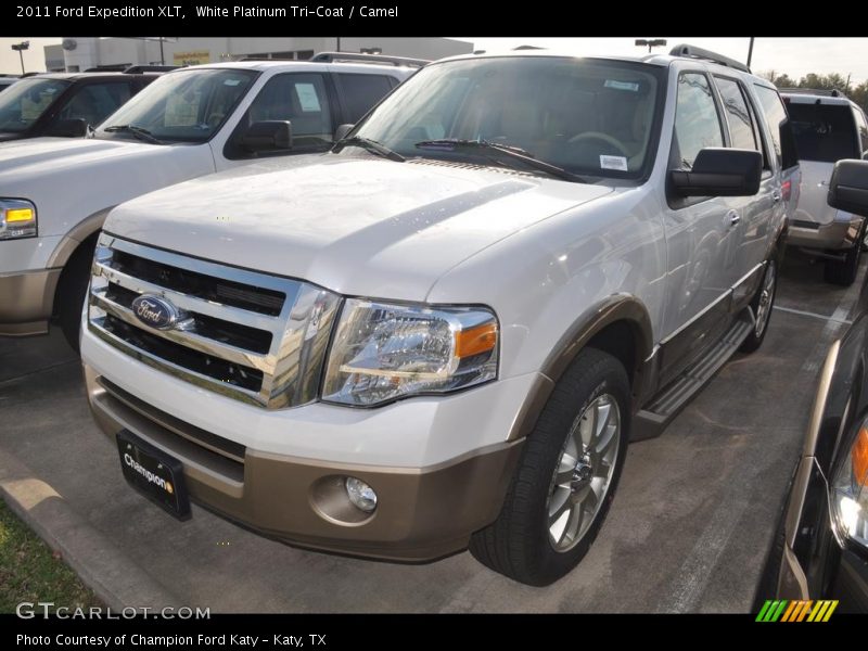 White Platinum Tri-Coat / Camel 2011 Ford Expedition XLT