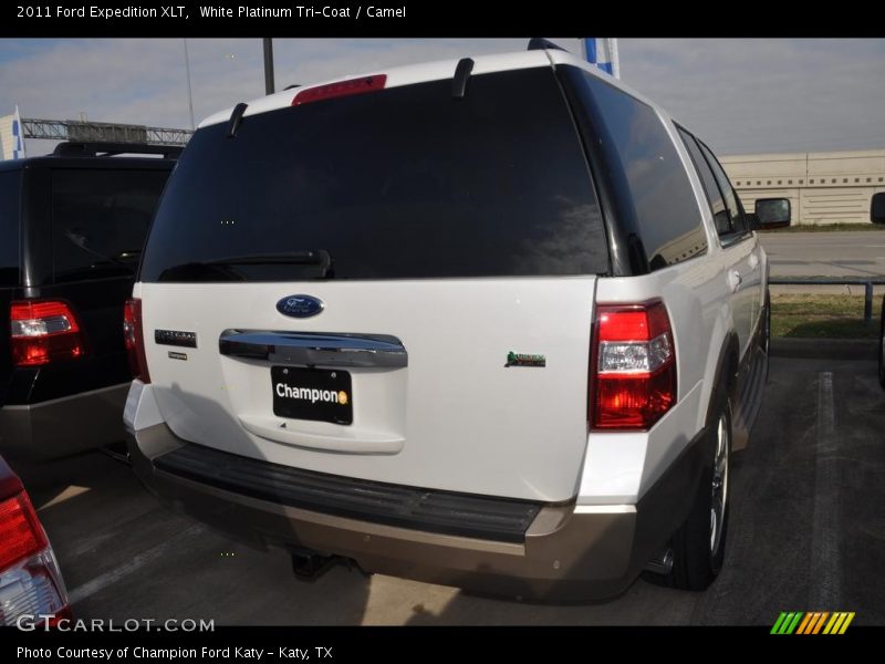 White Platinum Tri-Coat / Camel 2011 Ford Expedition XLT