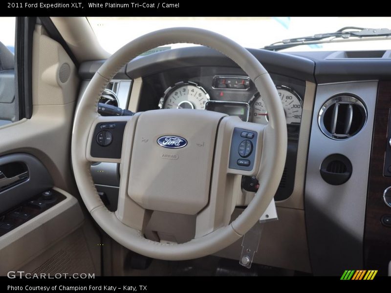 White Platinum Tri-Coat / Camel 2011 Ford Expedition XLT