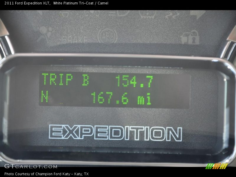 White Platinum Tri-Coat / Camel 2011 Ford Expedition XLT