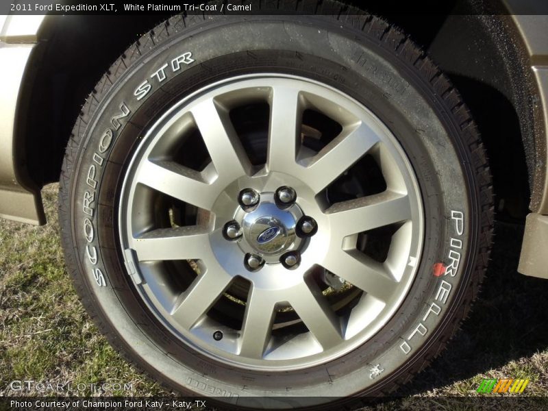 White Platinum Tri-Coat / Camel 2011 Ford Expedition XLT